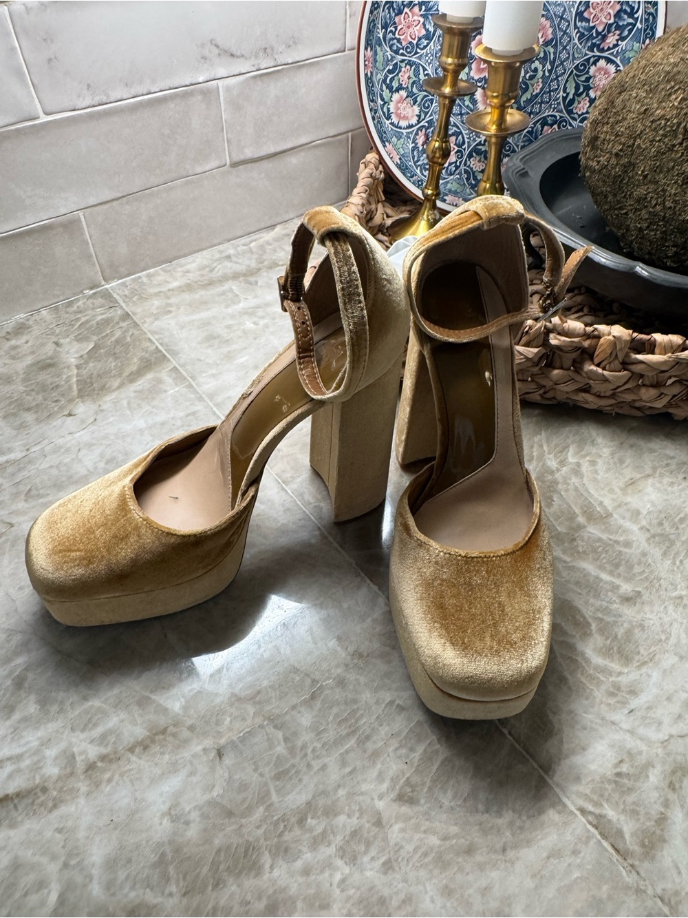 Gianni Bini Velvet Platform Block Heel Pumps 
 in Gold - Picture 2 of 8